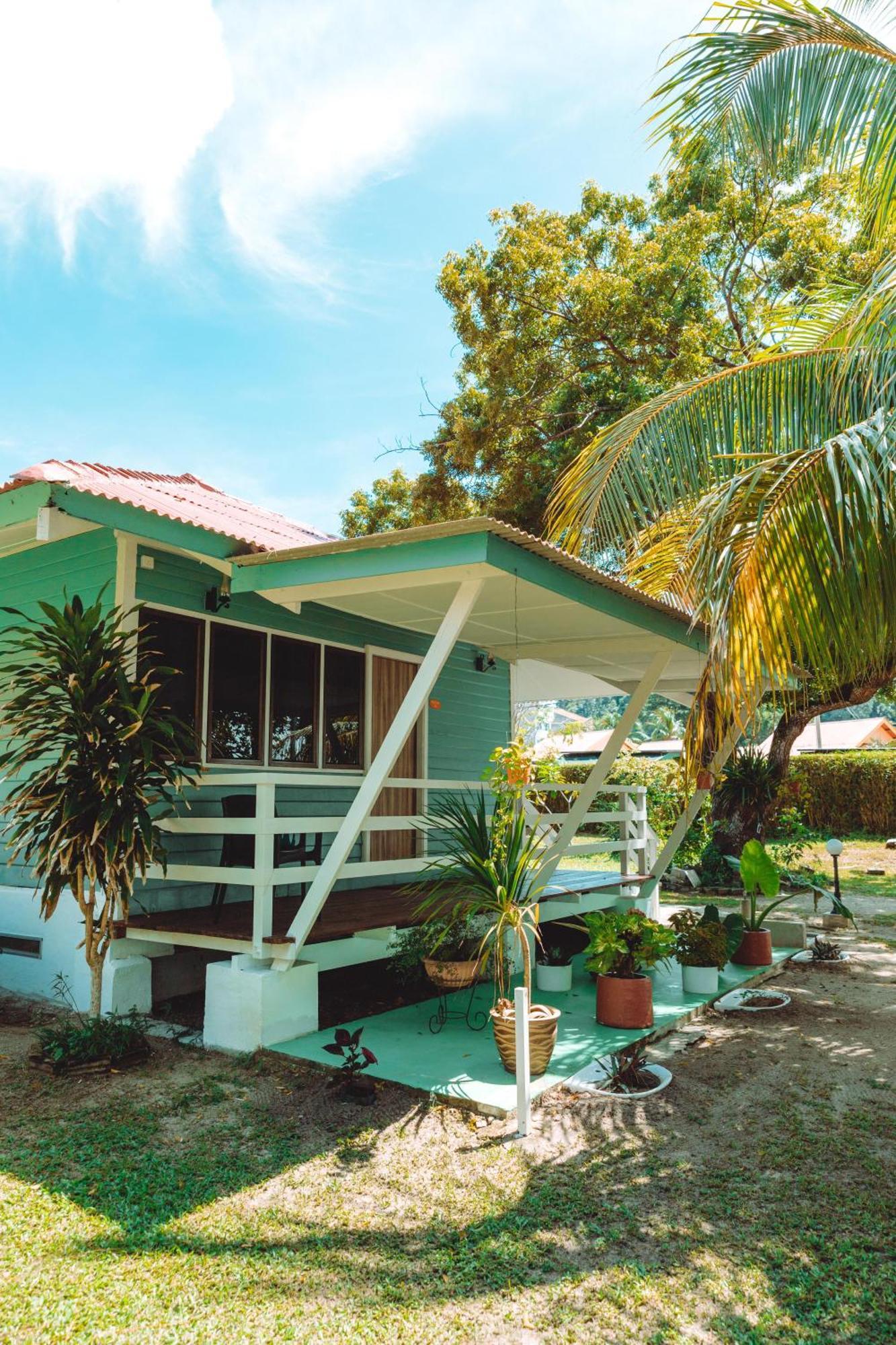 Pangkor Sandy Beach Resort Kampong Pasir Bogak Zewnętrze zdjęcie